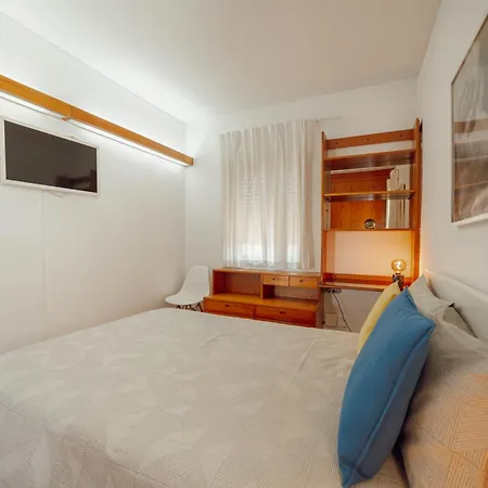 Appartement Downtown Classic With Terrace By Vacationy *