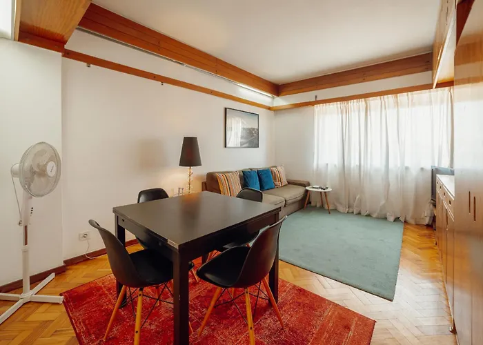 Downtown Classic With Terrace By Vacationy * פורטו