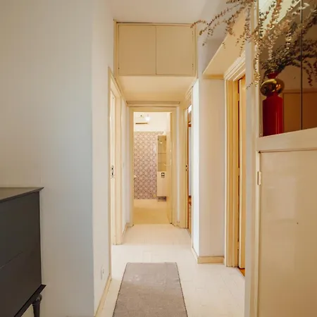 Apartment Downtown Classic With Terrace By Vacationy Porto